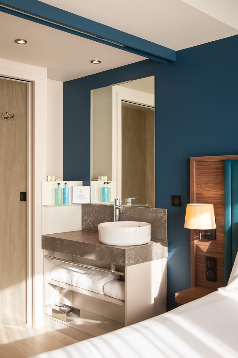 hotel-cite-chambre-deluxe-01